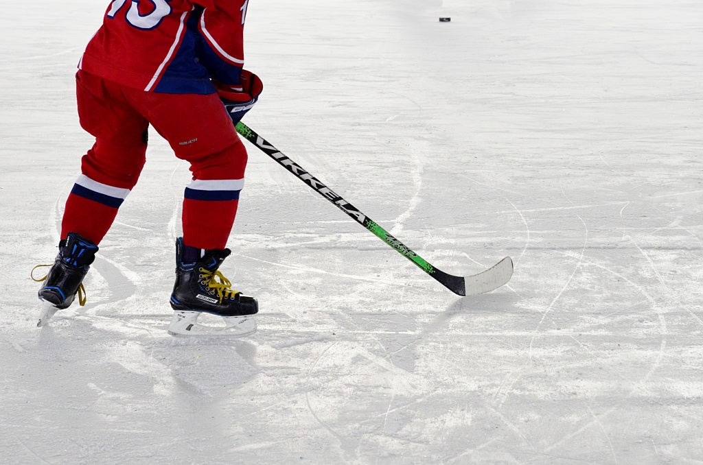 Спортшкола «Пингвины» сразилась в Открытом Первенстве Москвы по хоккею