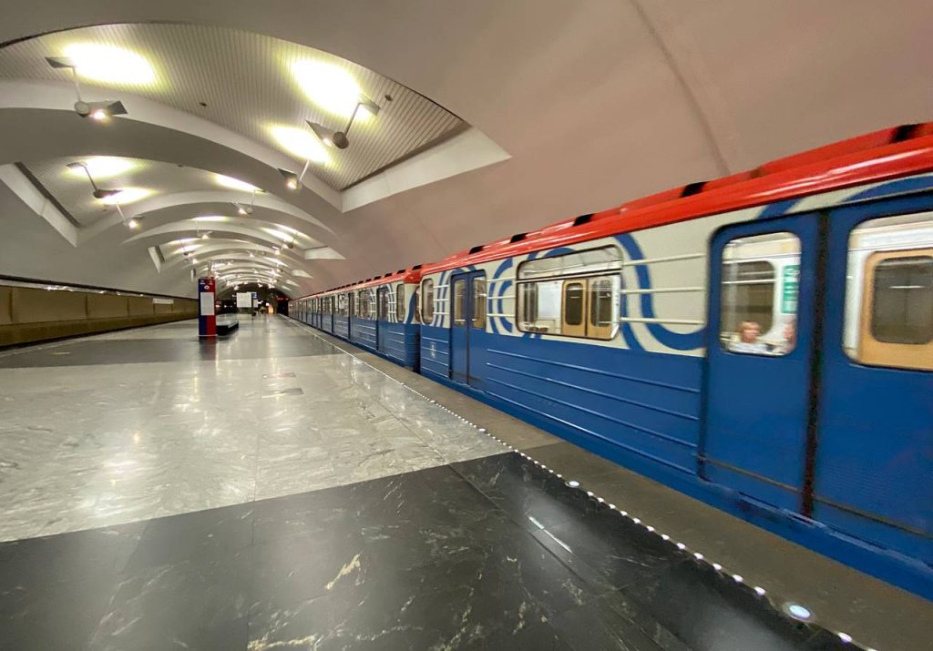 Станции с двумя видами платформ появятся на Бирюлевской линии метро