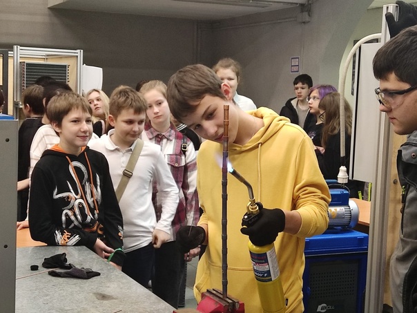 Московский технологический колледж посетили ученики школы №667