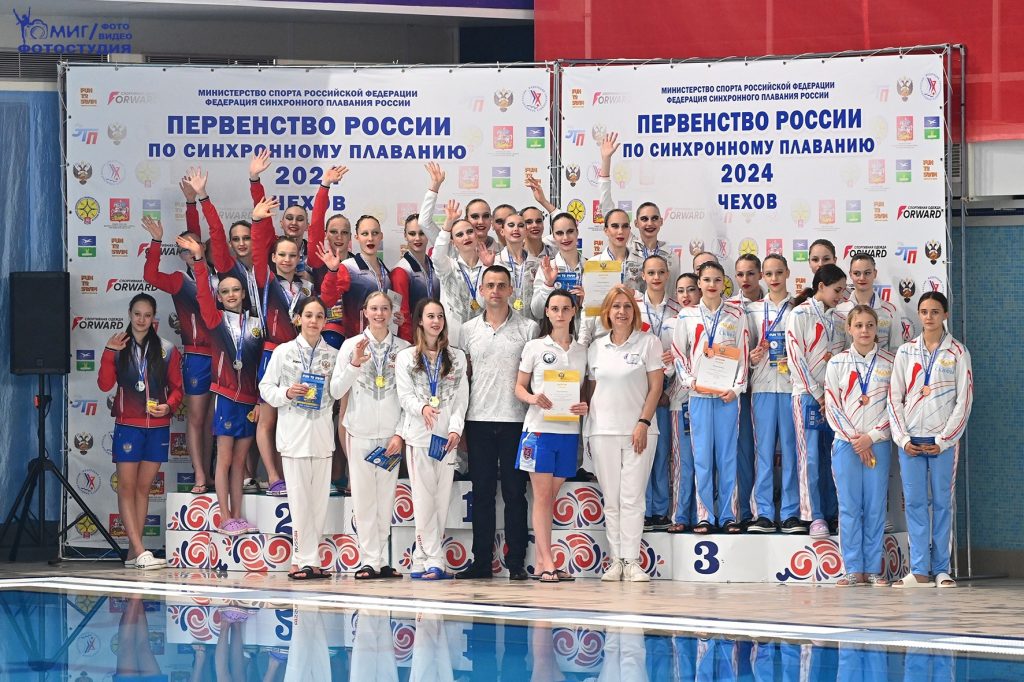 Пловцы «Юности Москвы» получили медали в первенстве